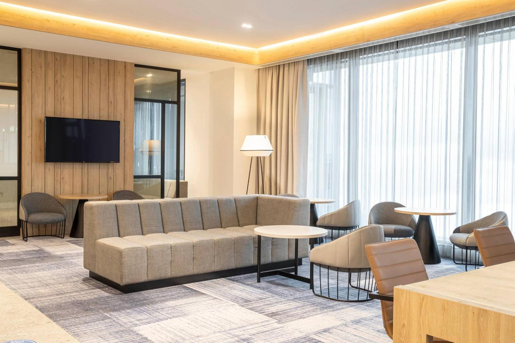 Courtyard By Marriott Inverness Airport Exteriér fotografie